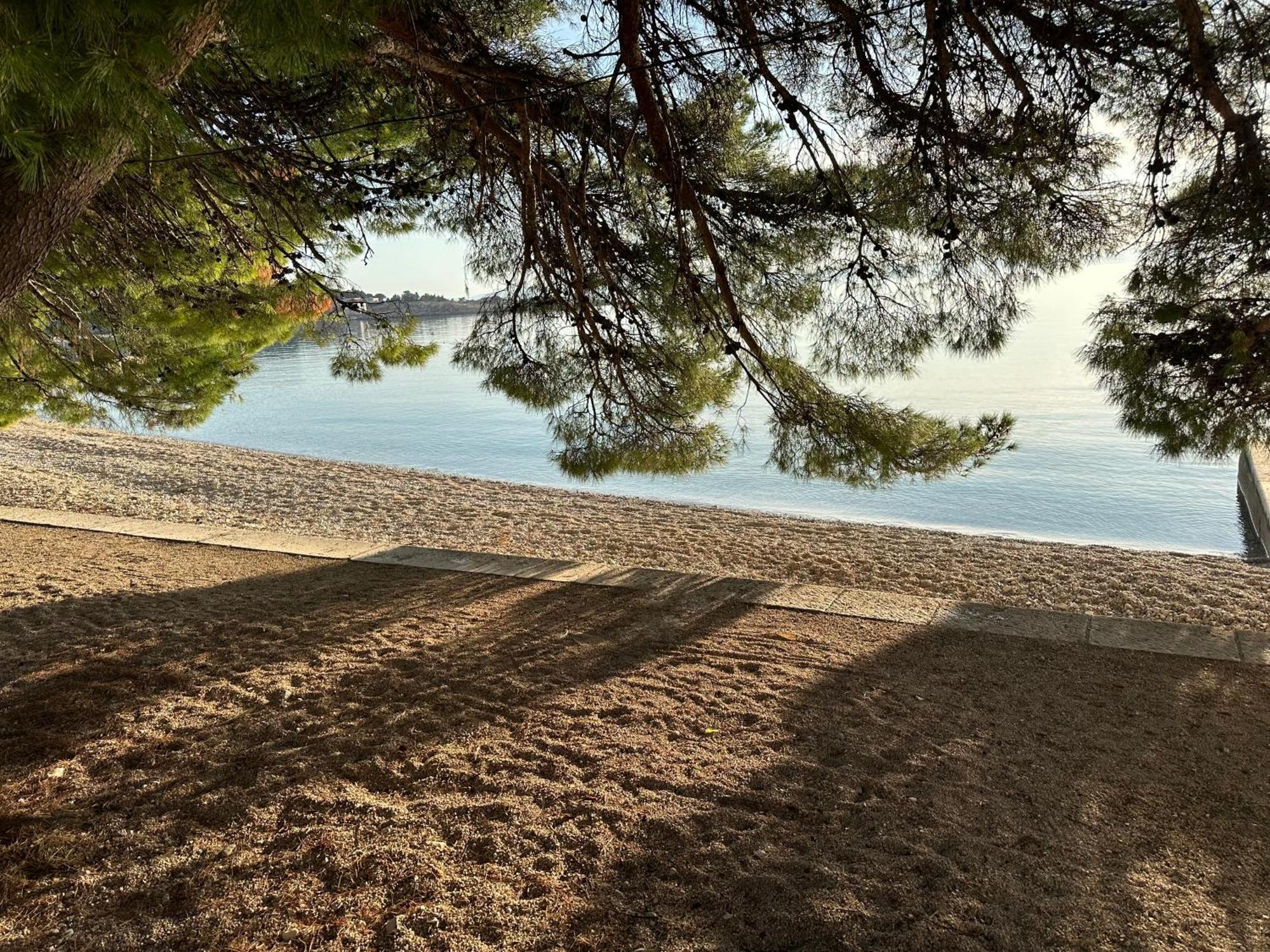 Spacious Family Apartment Near The Beach Makarska Esterno foto